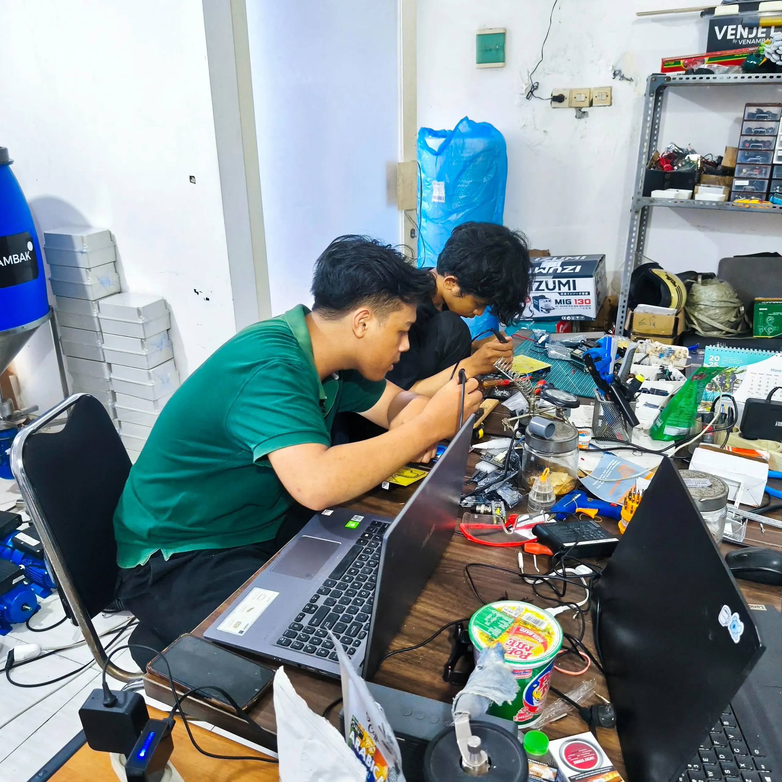 Behind The Scene Produksi VENAMBAK