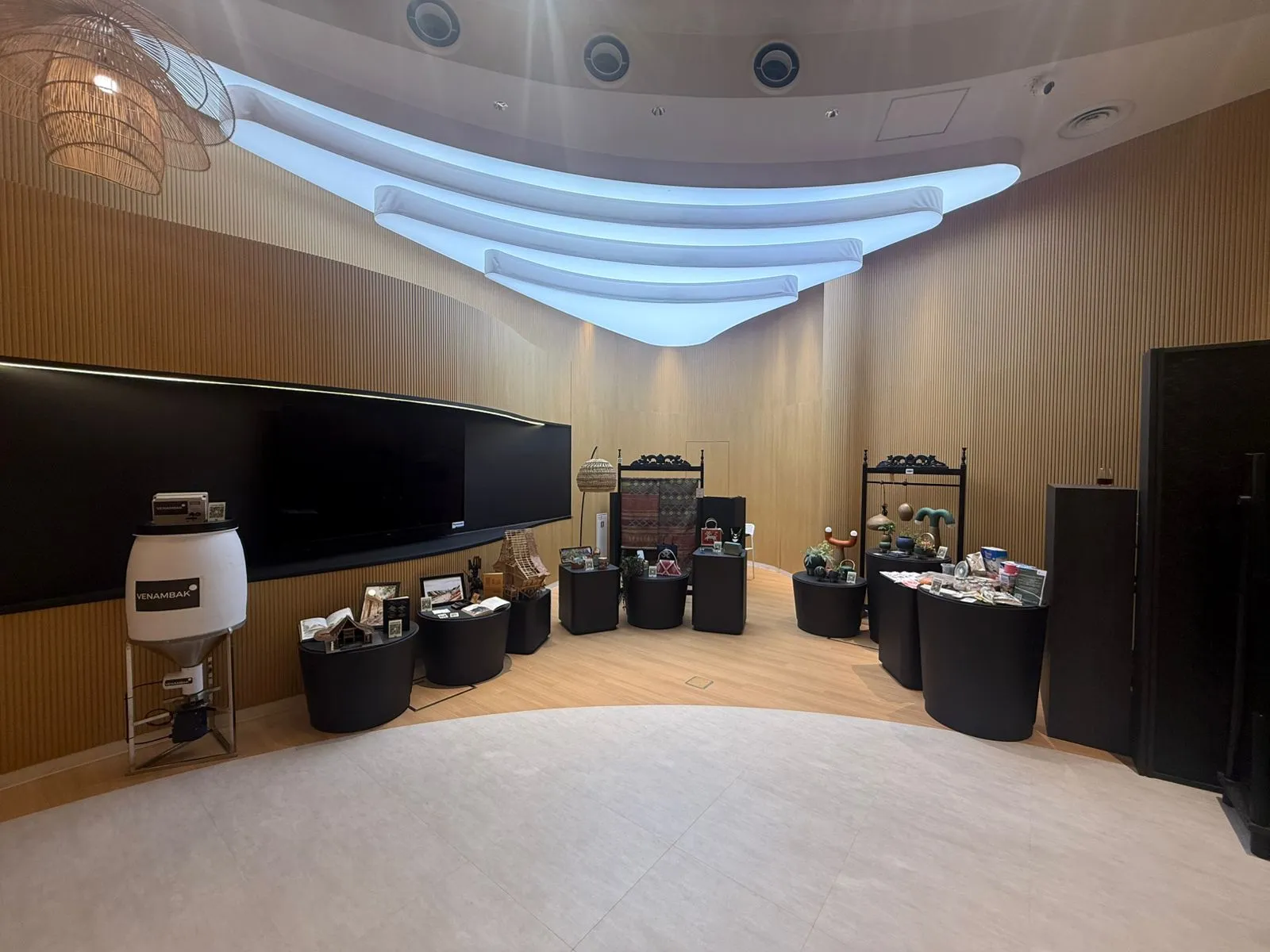 VENAMBAK di Pameran Osaka 2025